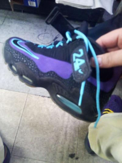 Nike Air Griffey max 1 purple Venom - Thumbnail 2
