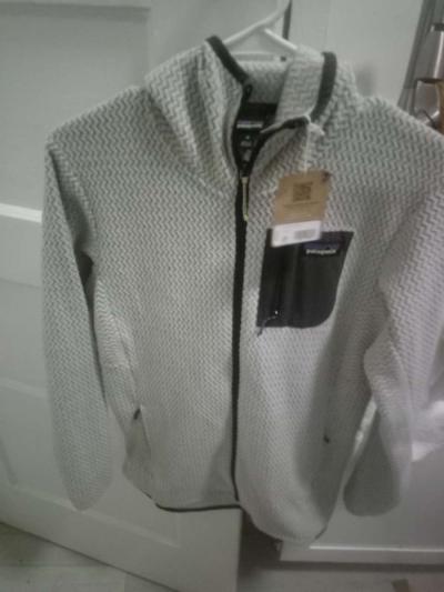 brand new tags size womens medium zip up Patagonia jacket - San Francisco, California