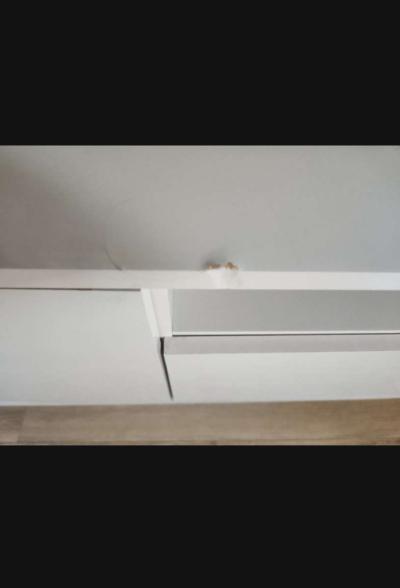 TV console and media center - Thumbnail 3