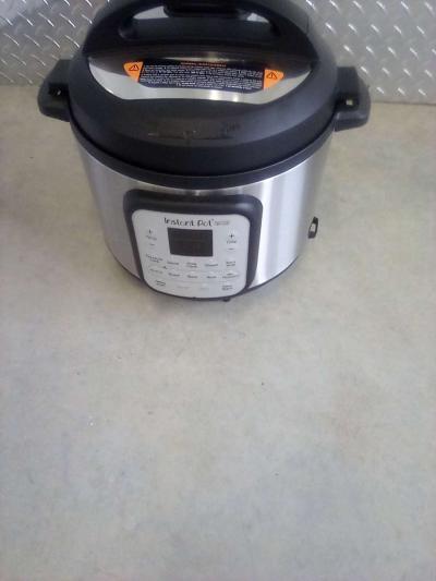 insta pot Air Fryer - Thumbnail 2