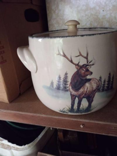 home and garden party bean pot Northwood stoneware collectio