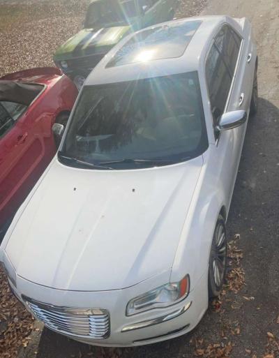 White 2013  Chrysler 300C Sedan 4D - Thumbnail 4