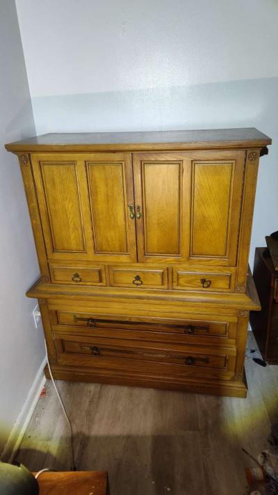 solid oak bureau - Thumbnail 4