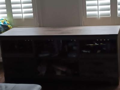 bedroom frame rails and two dressers - Thumbnail 6