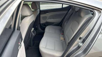 2018 Hyundai Elantra SEL - Thumbnail 5