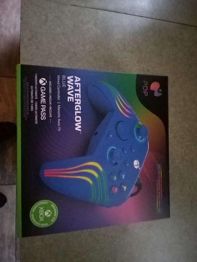 PDP COLOR CHANGING RBG LIGHTING XBOX ONE CONTROLLER - Thumbnail 2