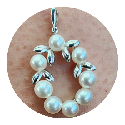 Mikimoto Luxury Akoya Pearls 925 Wreath Pendant - Thumbnail 3