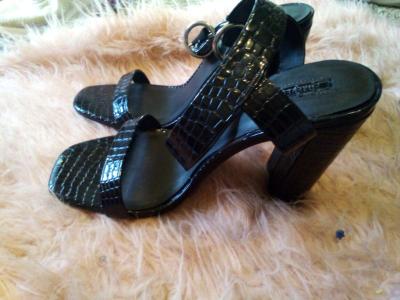 clothes shoes and bags - Thumbnail 5