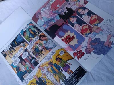 wonder woman 1984 revised same listing - Thumbnail 2