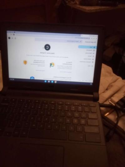 Dell laptop - Thumbnail 4