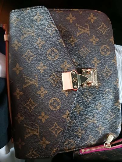 LV purse - Thumbnail 3