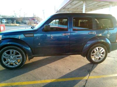 2010 dodge nitro - Thumbnail 2