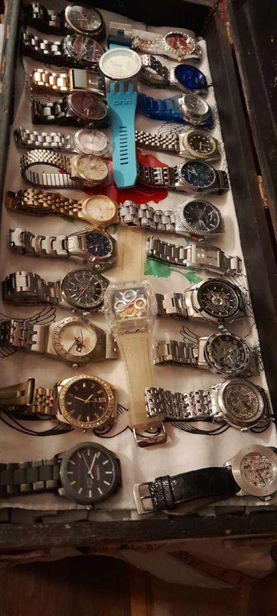 watch collection includes invicta guess Ellen Movado rolex - Thumbnail 2