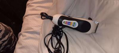 razor one electric the other rechargeable - Thumbnail 3