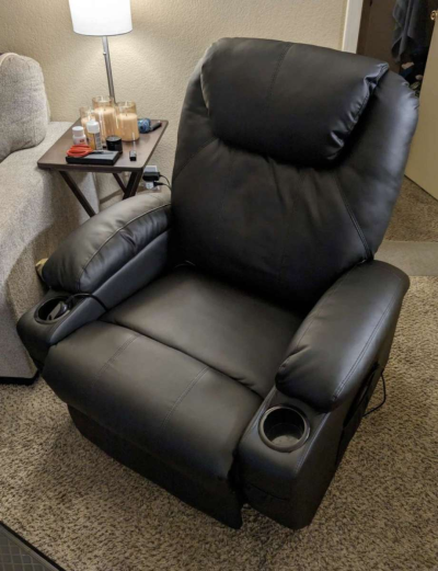 Powerlifting recliner with heat and massage options - Thumbnail 3
