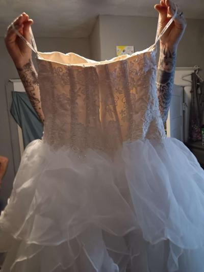 wedding dress - Thumbnail 3