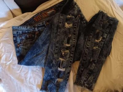 ladies ripped jeans cute - Thumbnail 2