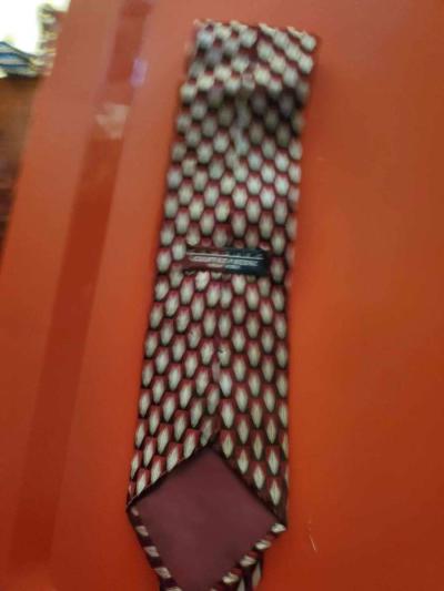 Jeffrey Beene New York tie 56 inches long Bottom of the tie - Thumbnail 3