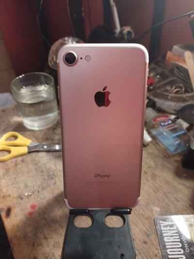 I phones - Thumbnail 3