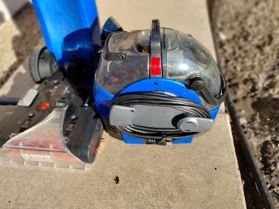 Bissell Lift Off Deep Cleaner carpet shampooer - Thumbnail 2