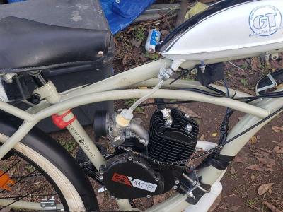 brand new Huffy 26 DeluxePK 80 Wildcat motorized bike - Thumbnail 2