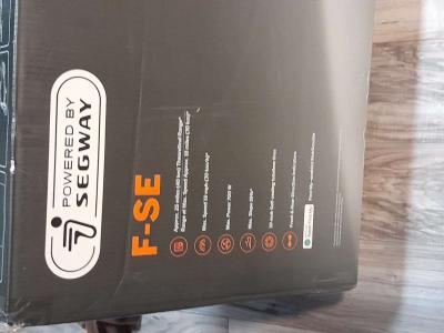 NINEBOT KickScooter F SE - Thumbnail 4