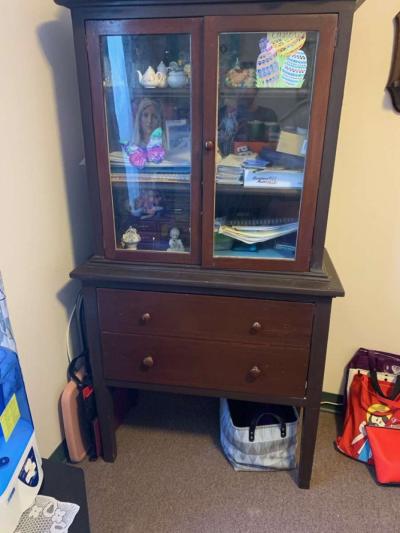 Antique Buffet - Thumbnail 2