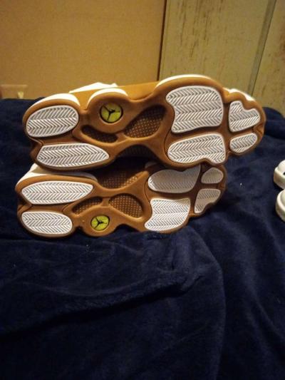 Jordan retro 13  authentic size 12 - Thumbnail 4