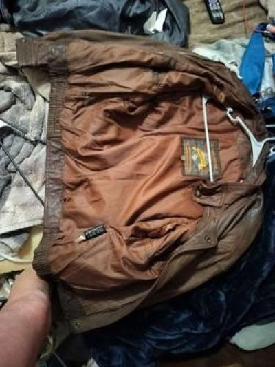 Leather Jacket - Thumbnail 4