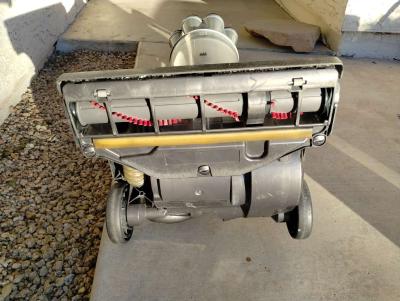 DYSON DC17 Absolute Animal Bagless Vacuum Cleaner