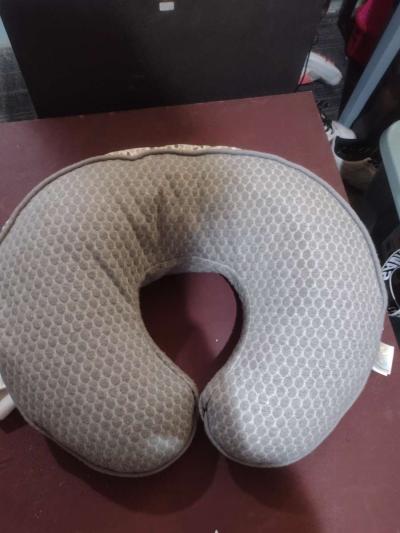 boppy nurseing pillow - Thumbnail 2