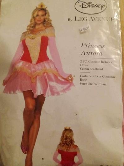 costumes - Thumbnail 4