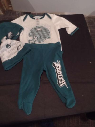 eagles outfit bundle for baby - Thumbnail 2