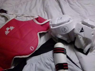 martial arts sparring gear for ages 8 and 9 size small - Thumbnail 3