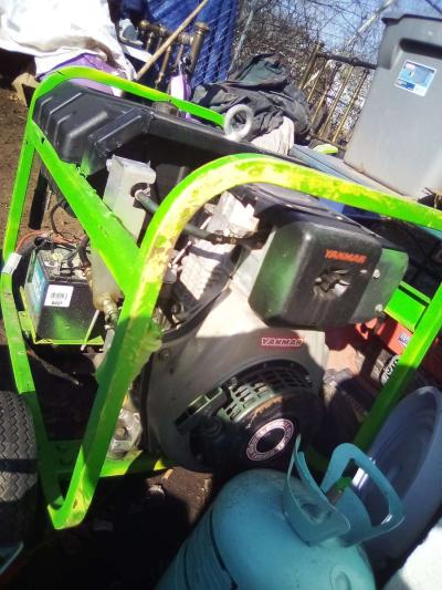 generator 5500 - Thumbnail 2