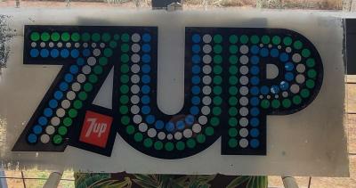 7 Up Plastic Acrylic Advertising Sign - Thumbnail 2