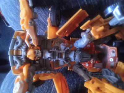 4 Transformers - Thumbnail 3