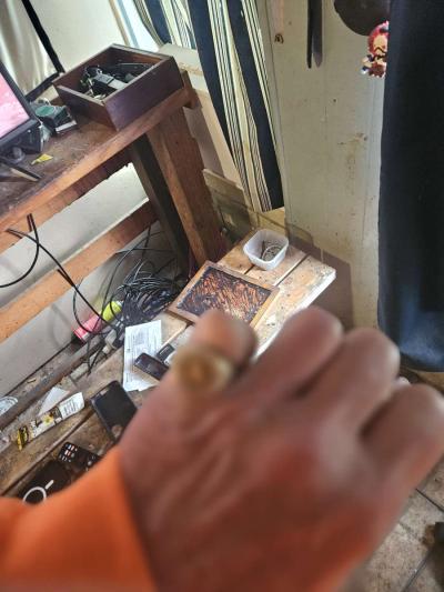 18 k 120ish yr old bicentennial ring 50 diamonds - Thumbnail 2