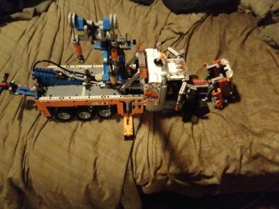 Lego tow truck - Thumbnail 4