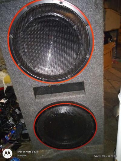 2 12inch Kenwood Speakersand Power Acoustic amp - Valdosta, Georgia