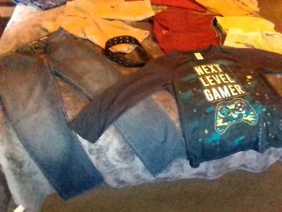 bundle deal boys clothes size 14 to 16 and black belt - Thumbnail 4
