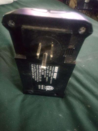 plug in small powerful heater   works very well - Thumbnail 3