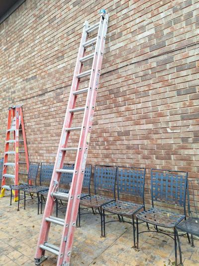 ladder 24 ft - Thumbnail 3