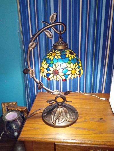 Vintage Sunflower Tiffany Lamp - Thumbnail 2