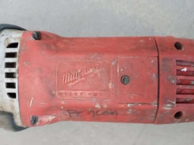 the Milwaukee heavy duty drill 12 perfect condition of work - Thumbnail 5