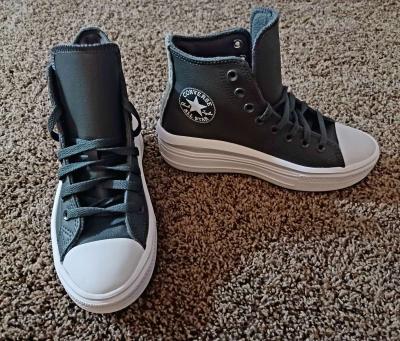 BRAND NEW WOMENS GRAY LEATHER HIGH TOP CONVERSE - Thumbnail 2