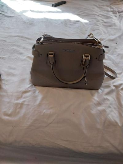 Michael kors purse - Thumbnail 2