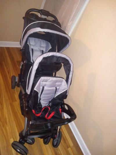 stroller - Thumbnail 2