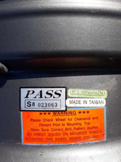 pond prowler flat bottom boat - Thumbnail 2