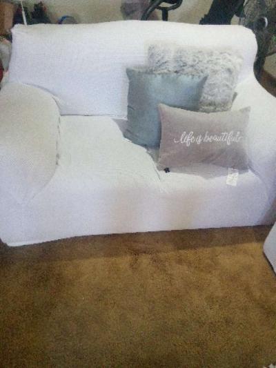 a threepiece couch set comes in gold I have a white covering - Ephrata, Pennsylvania